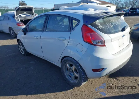 2015 Ford Fiesta Se z USA, uszkodzony, nr VIN 3FADP4EE2FM150230